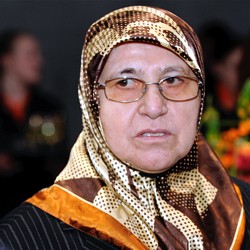 Mevlüde Genç hat den "Erasmus Kttler Preis" der HSE Stiftung erhalten / Bild: HEAG Südhessische Energie AG (HSE)